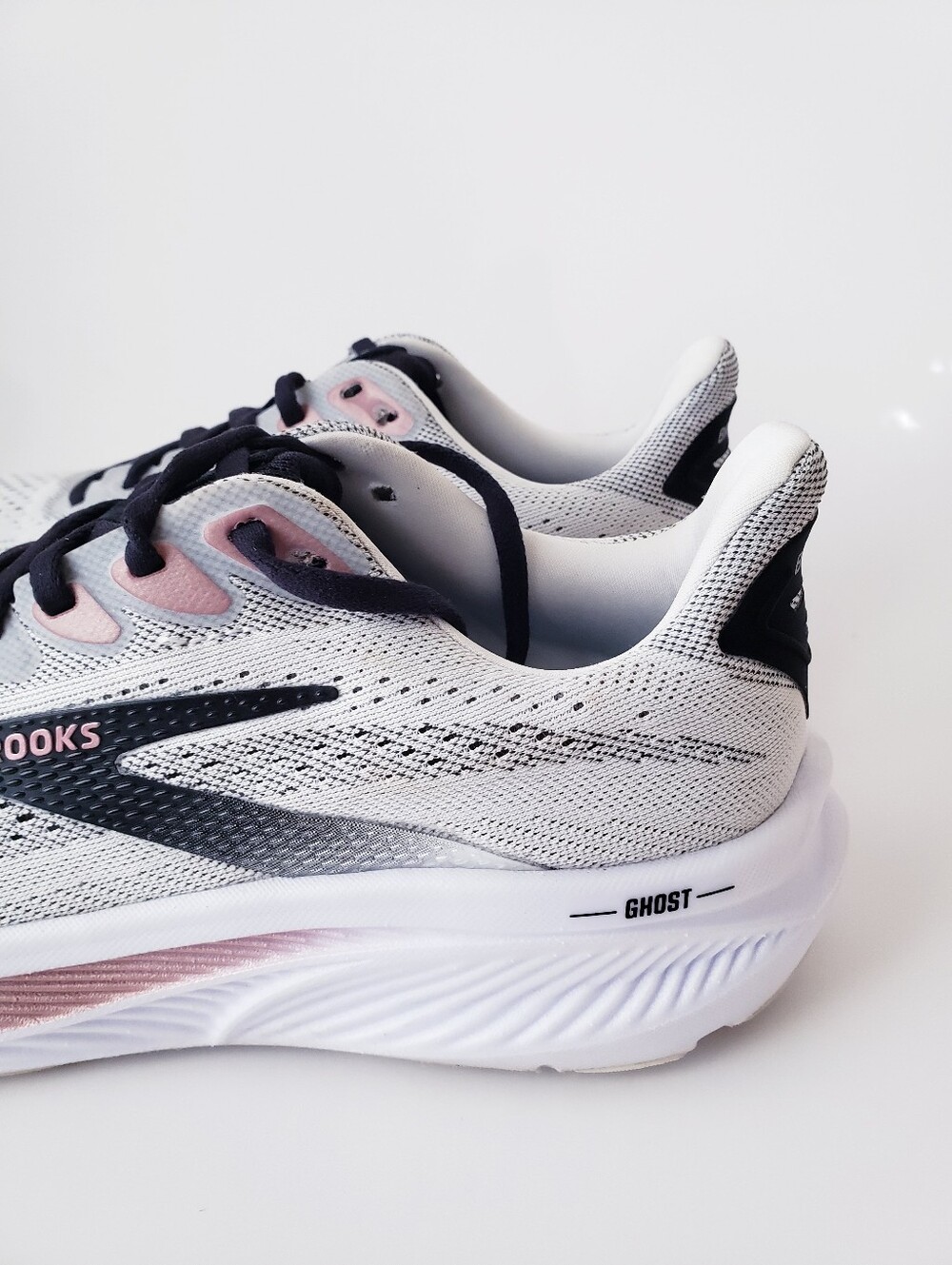 Brooks Ghost 17 Women's Running Shoes White Black Rose Gold - Picture 6 of 16